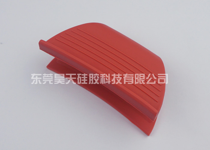 硅膠套生產(chǎn)廠家_硅膠手夾